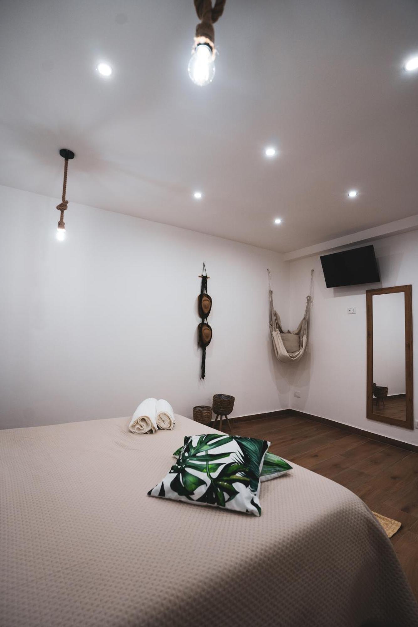 Macrame Room Bari Buitenkant foto